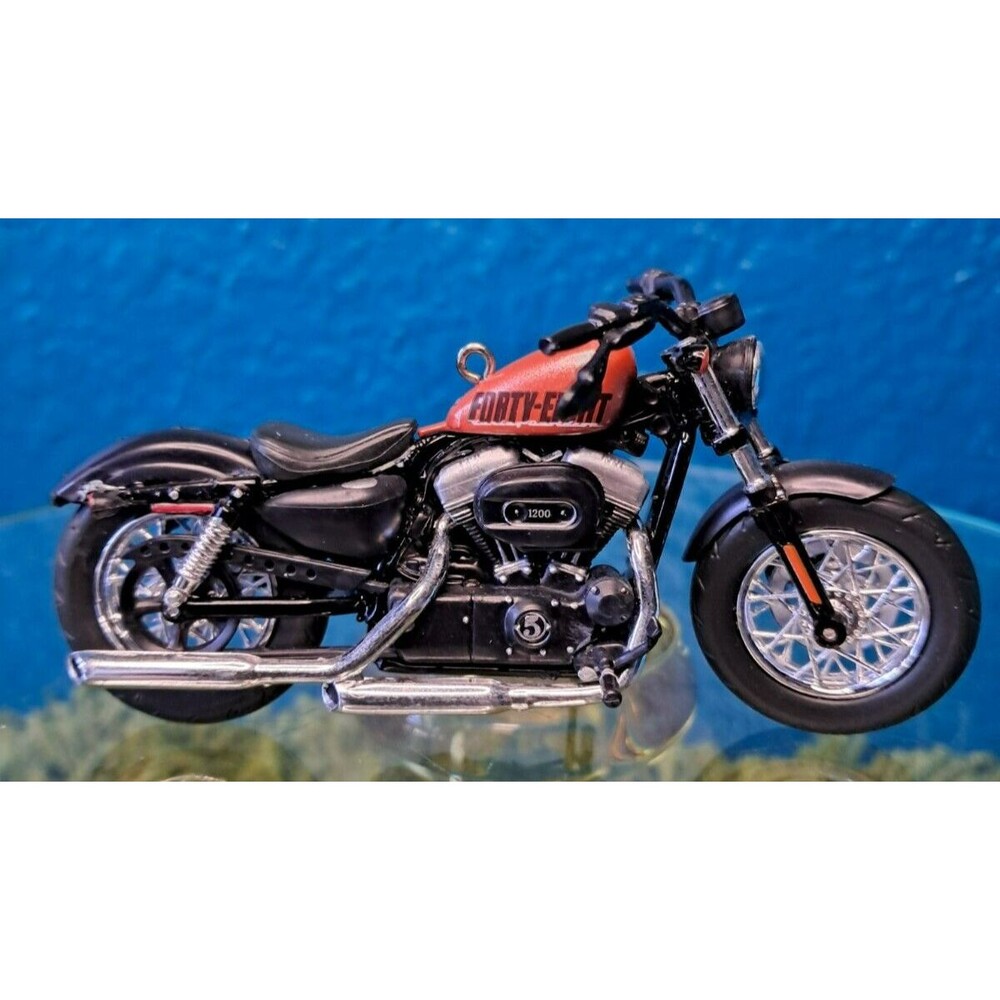 New Hallmark 2015 Keepsake Ornament “2014 Sportster Forty-Eight” Harley-Davidson - Picture 3 of 6